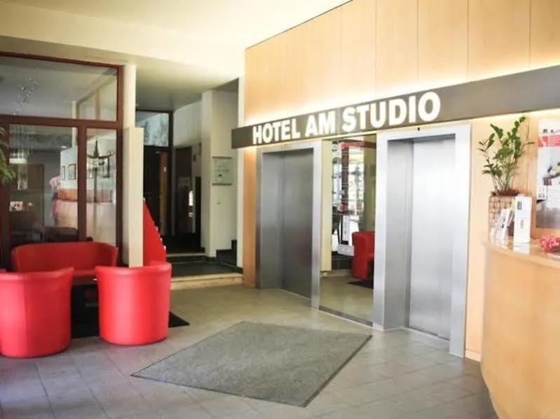 Enjoy Hotel Am Studio Berlin